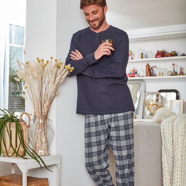 Pyjama homme en nid d'abeille et coton gratté